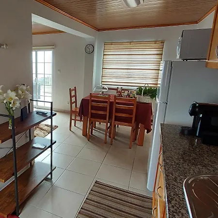 בית כפרי Casa De Ponta *